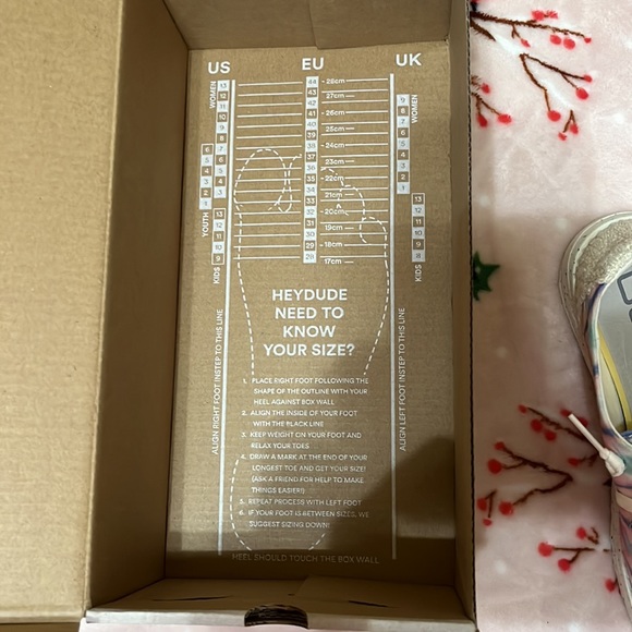 Hey Dude Wendy Rose Candy Tie Dye NWT ATTACHED - Picture 9 of 10